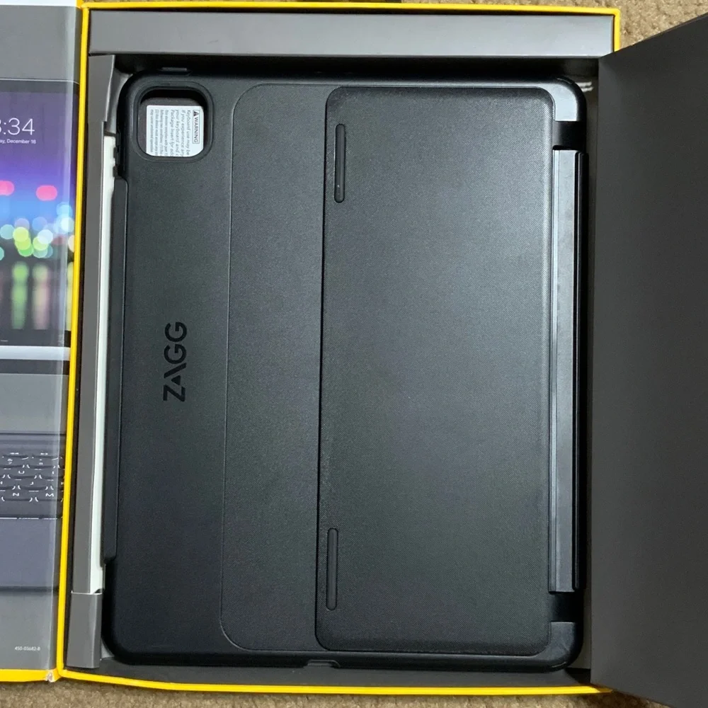 Slim Book Go for iPad Pro - Black
